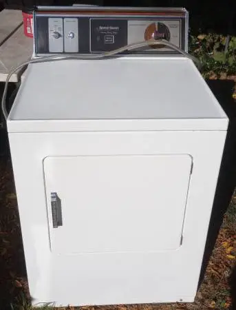 SPEED QUEEN ELECTRIC DRYER WORKS GREAT $100