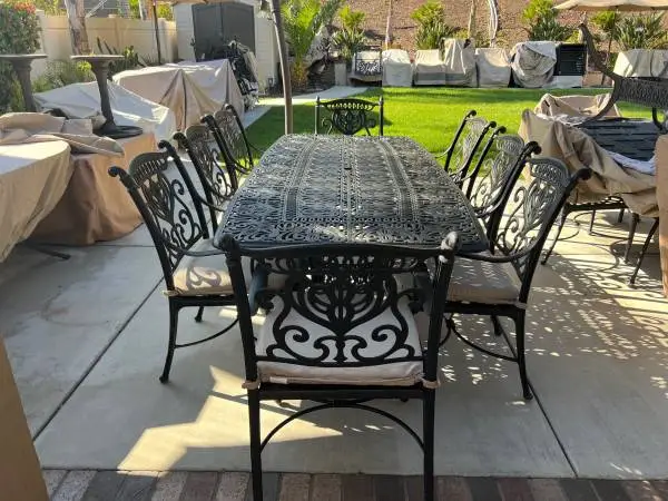 Luxury Patio Hanamint Grand Tuscany 9 PC outdoor dining set.