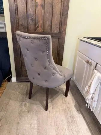Set of 2 Gray Velvet Chairs