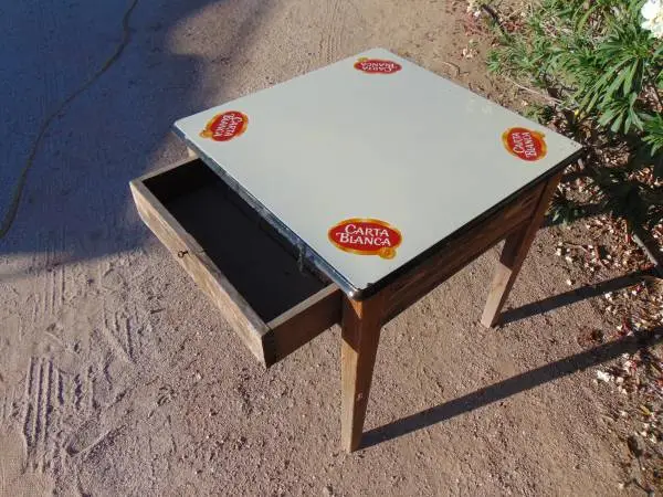 CARTA BLANCA Enamel Metal Beer Advertising original wooden base table