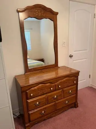 Bedroom Furniture, Full Size Mattress & Boxspring, Metal Frame
