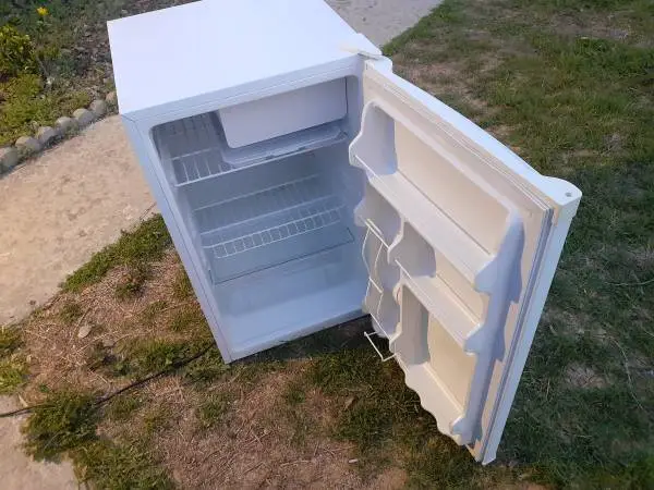 Refrigerator for College Dorm or Office   Appliance
