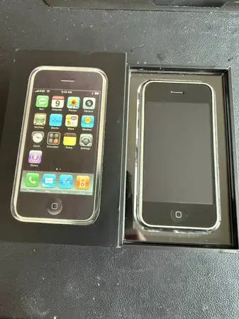 iPhone 2G 1st Generation