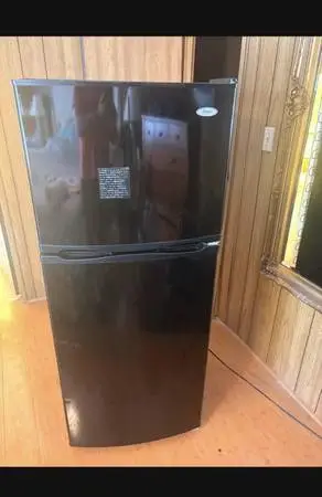 10 cubic refrigerator with freezer (free local delivery)