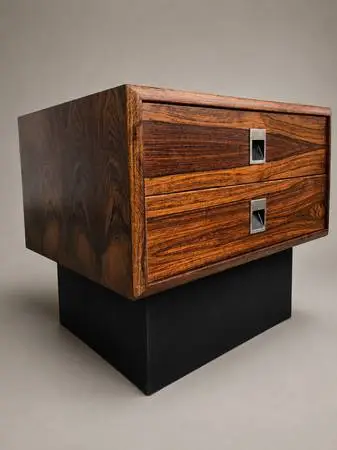 Mid Century Modern Rosewood Stand