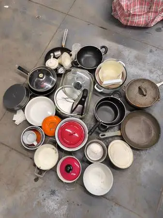 Various Frying Boiling Baking Cooking Pots And Pans Cookware Pot & Pan