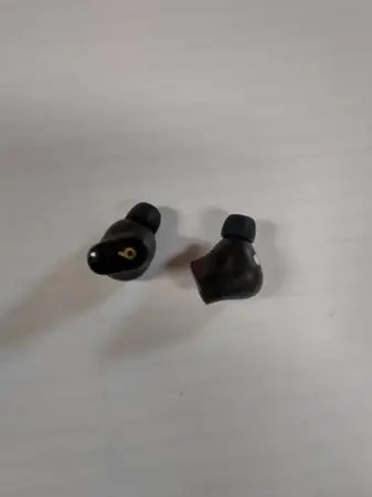 Beats headphones no case