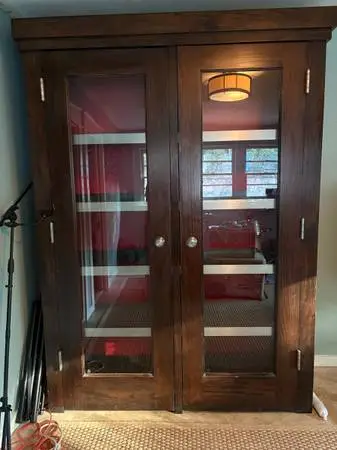 Free cabinet