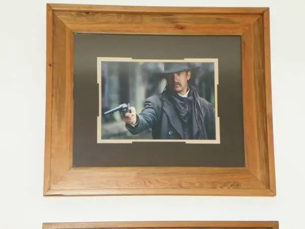 Kevin Costner starring as Wyatt Earp