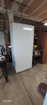 GE 21.3 cu.ft. Freezer