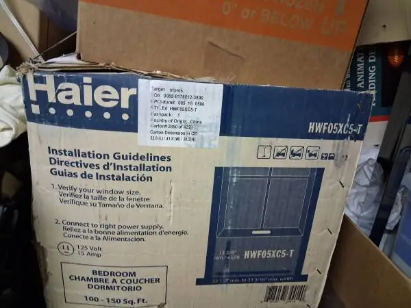 FOR SALE 5200 BTU AIR CONDITION UNIT IN BOX