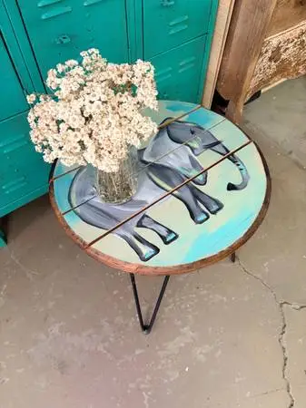 Sweet Side Table