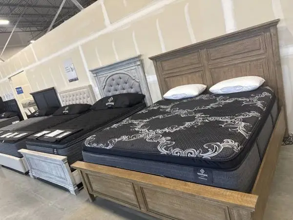 Mattress Liquidation!!!! Save huge on Brand Names!