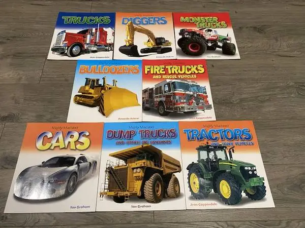MIGHTY MACHINES / CONSTRUCTION / TRACTOR & CARS 8 PAPERBACK BOOKS