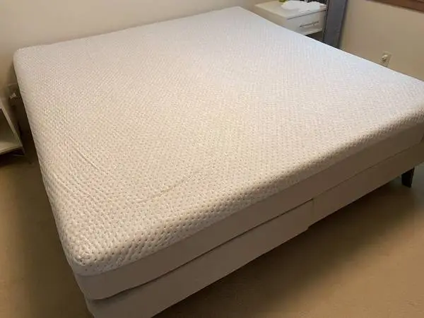 Sleep Number c4 360 Smart Bed MATTRESS - King - MUST SELL