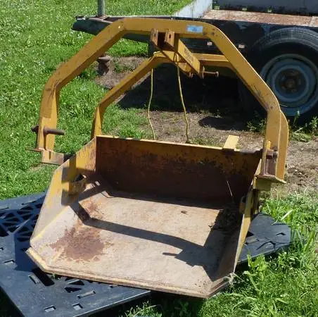FOR SALE KING KUTTER 3 POINT HITCH DIRT SCOOP