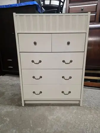 Modern Off White 5 Drawer Tallboy Dresser with Glass Top