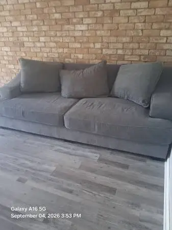 couch good condition