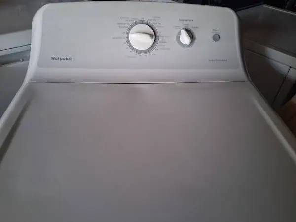 Hotpoint (GE)ELECTRIC  dryer.  GREAT CONDITION.