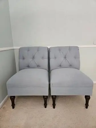 SLIPPER ACCENT CHAIR, ARMLESS x 2 / loveseat
