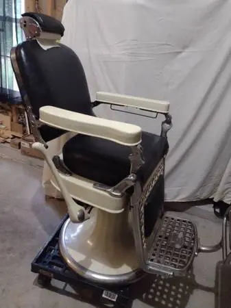 Barber chair ( Emil j .Paidar)