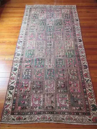 Bakhtiari Persian Oriental Rug