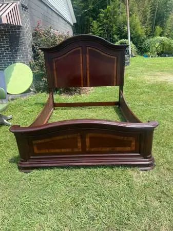 Solid Wood Queen Sleigh Bed Frame