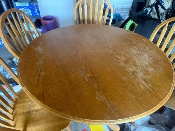 Oak kitchen table with 4 chairs