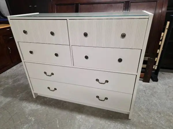 Modern Off White 8 Drawer Dresser with Glass Top