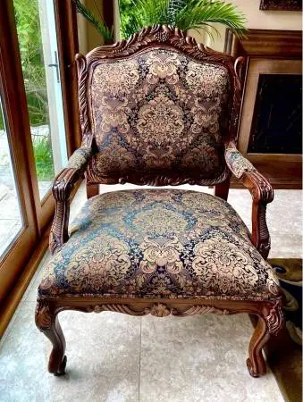 Model Home Designer Club Chair: Solid Carved Wood: Brozne, Brown, Tan