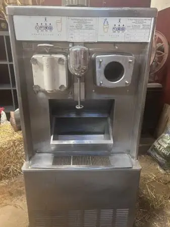 Milk Shake / Soft Serve Ice cream