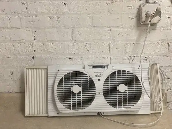 Twin Window Fan