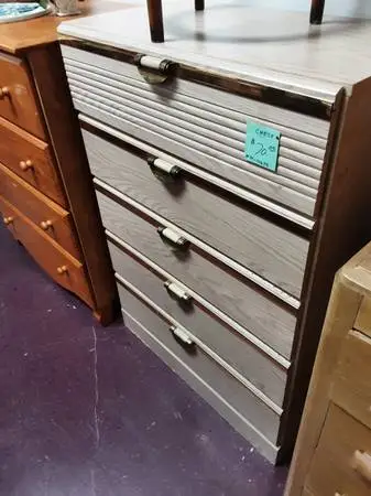Chest 10659