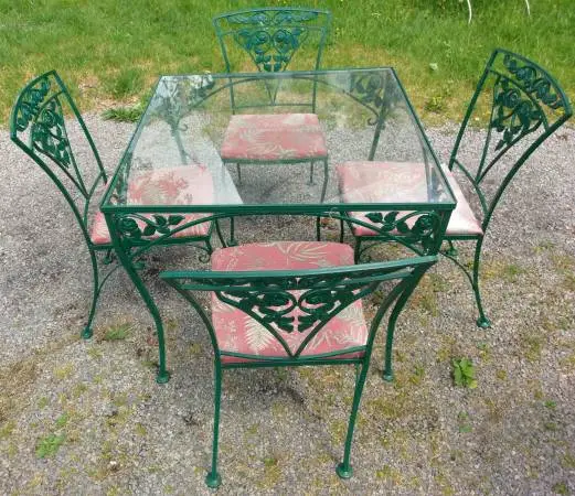 Woodard Wrought Iron Dining Set Chantilly Rose Table with 4 Chairs