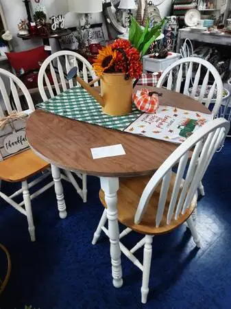 5-Pc Set Table and 4-Chairs 1914