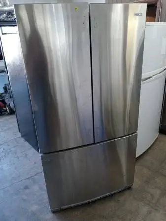 ★Electrolux stainless steel french door refrigerator (no handles)