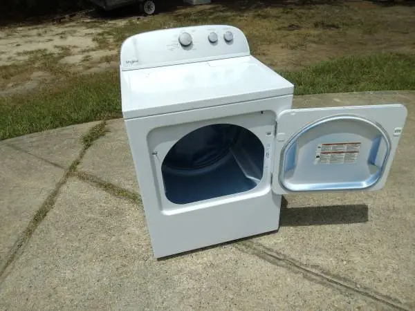 NON-DIGITAL WHIRLPOOL DRYER (Current Model - LIKE NEW)!