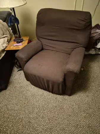 Lyft chair