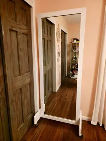 BEAUTIFUL SOLID WOOD WHITE MIRRORS