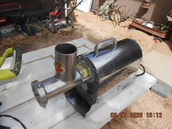weston meat grinder pro series
