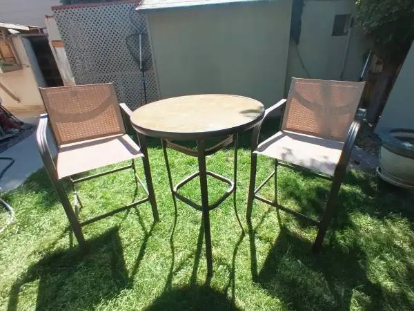 2 Outdoor Patio Furniture Chairs w Table 27.5 diameter 39 tall chair