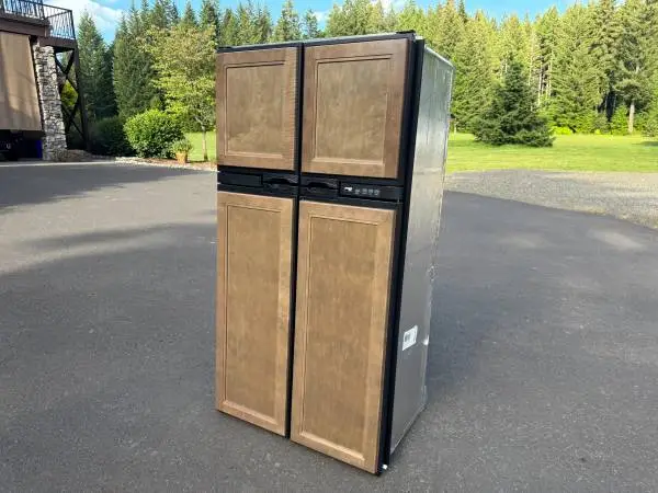 Like New Working Norcold 1210 4 Door Propane/Electric RV Refrigerator
