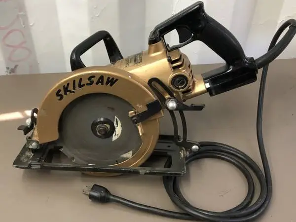 SKILSAW Model 77-50 Gold 50th Anniversary Worm Drive Saw