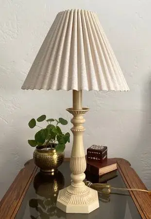 Vintage MCM Hollywood Regency Metal Candlestick Table Lamp