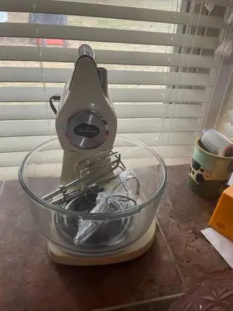 Electric mixer