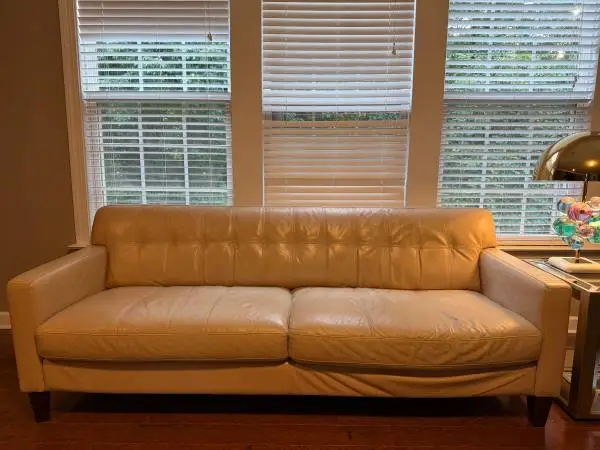 Macy’s Leather Sofa and Love Seat 2 pc Set