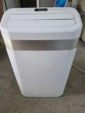 12000 BTU Portable air conditioner Used 1 week