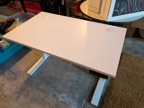 Fully Remi Sit/Stand Desk — White, 46 x 27