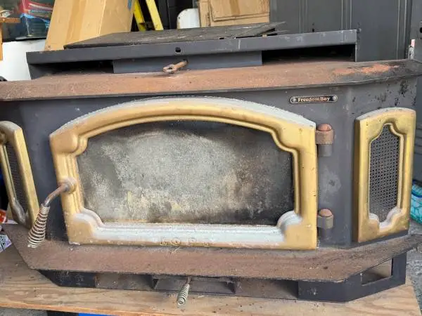 Freedom bay fireplace insert