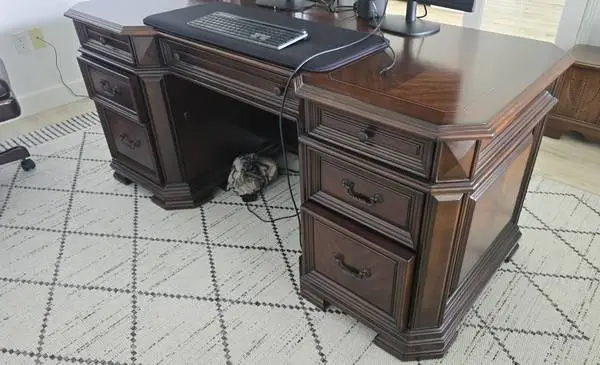 Very Nice Office Desk